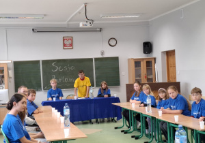 obrady PU - w tle Marszałek PU