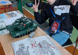 Czołg lego sterowany zdalnie, rysunki pojazdów wojskowych