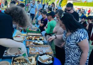 degustacja ciast upieczonych przez rodziców